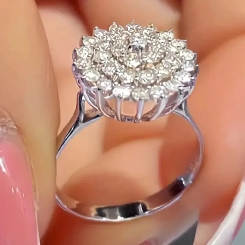 Labies Celeb style Lotus Seed Shape Simulated Diamond Flower Wedding Ring sz8
